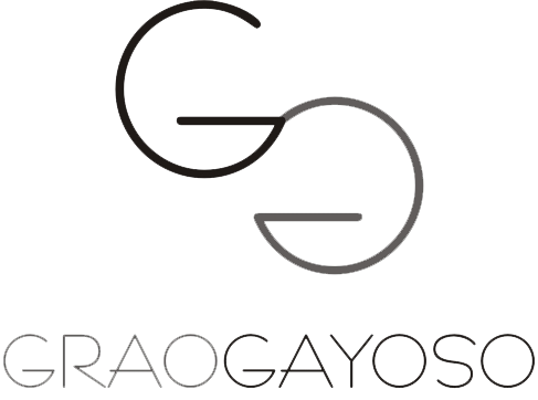 Grao-Gayoso. Glasses and jewelry